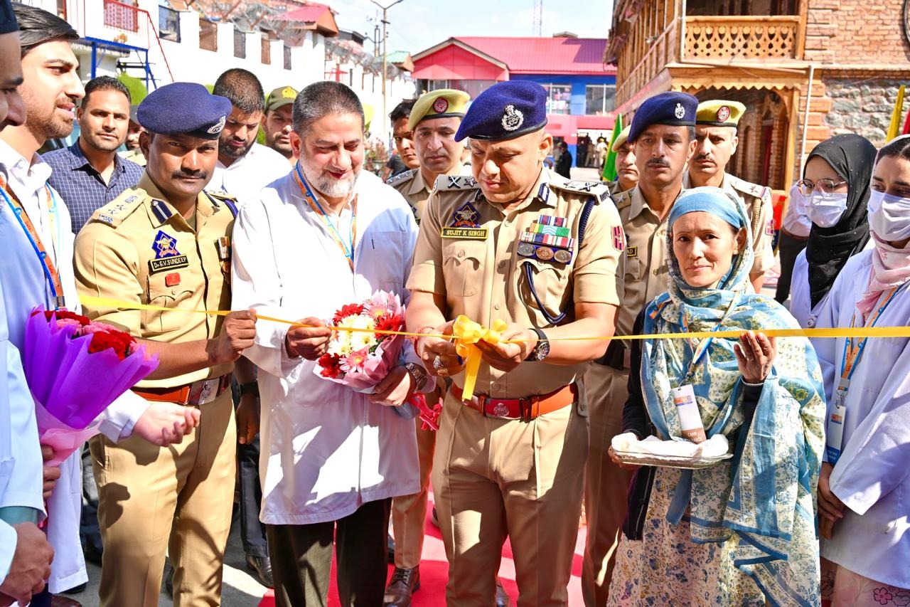 'Srinagar Police Holds AI-Enabled Dental Screening Camp to Promote Personnel’s Health and Well-Being'
